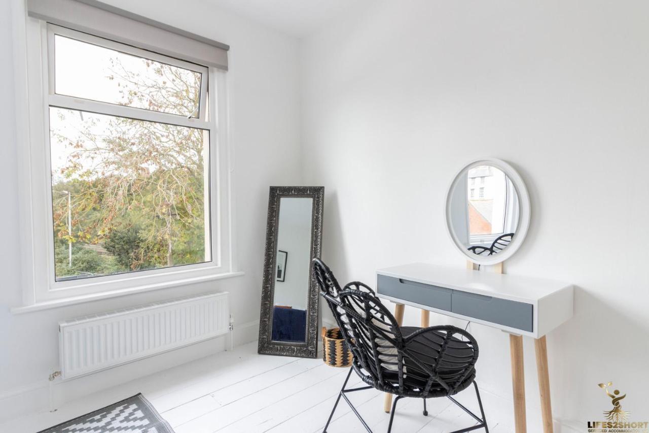 Luxe Garden House For 6 In Central Exeter Exterior photo